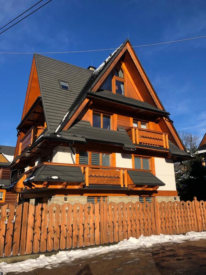 Modrzewiowa Apartamenty 포로닌 외부 사진
