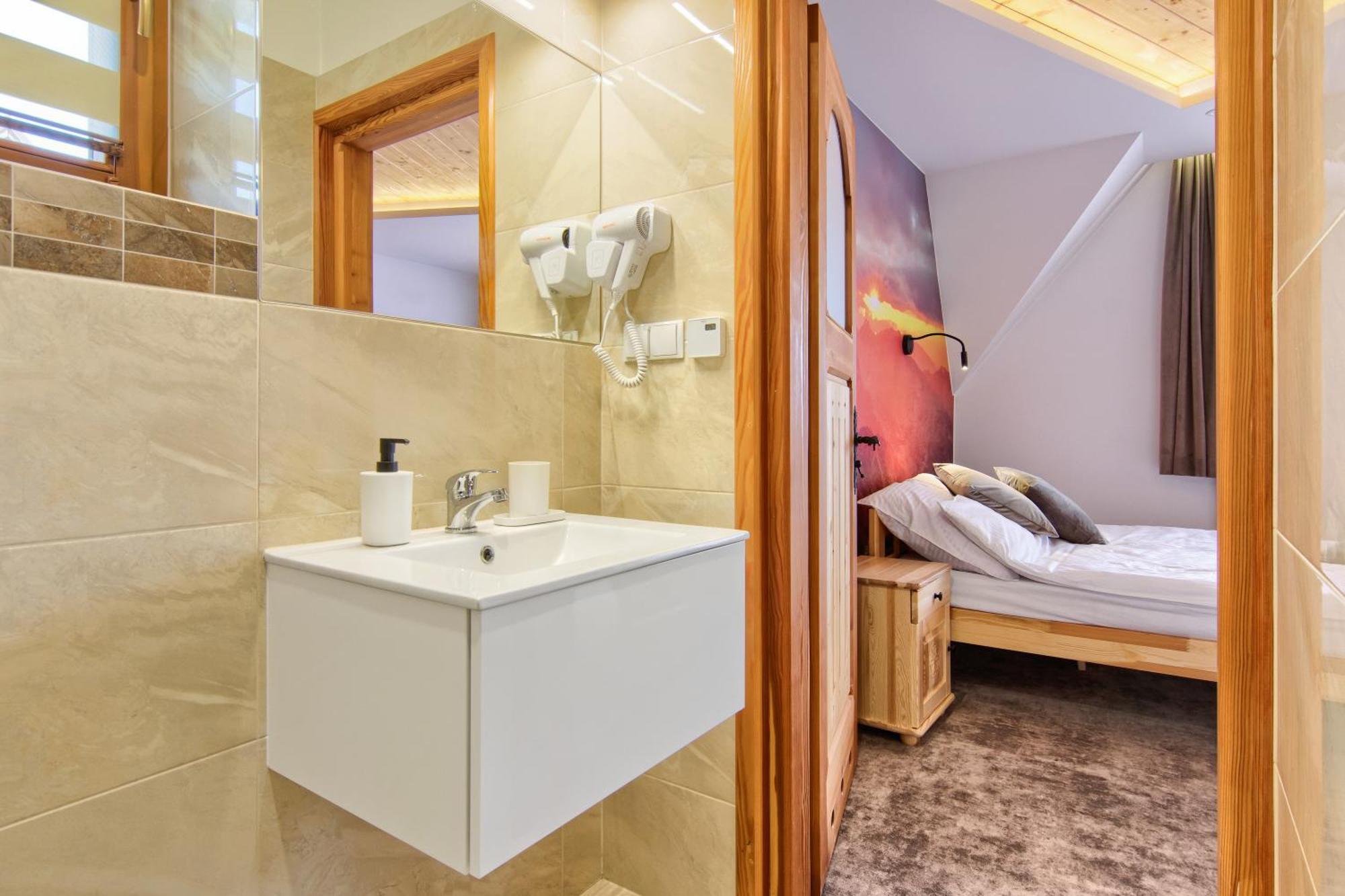 Modrzewiowa Apartamenty 포로닌 외부 사진